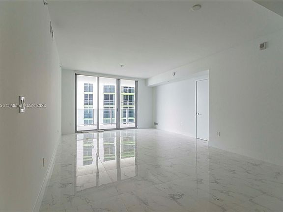 5th image of 488 NE 18th St Unit 2310
