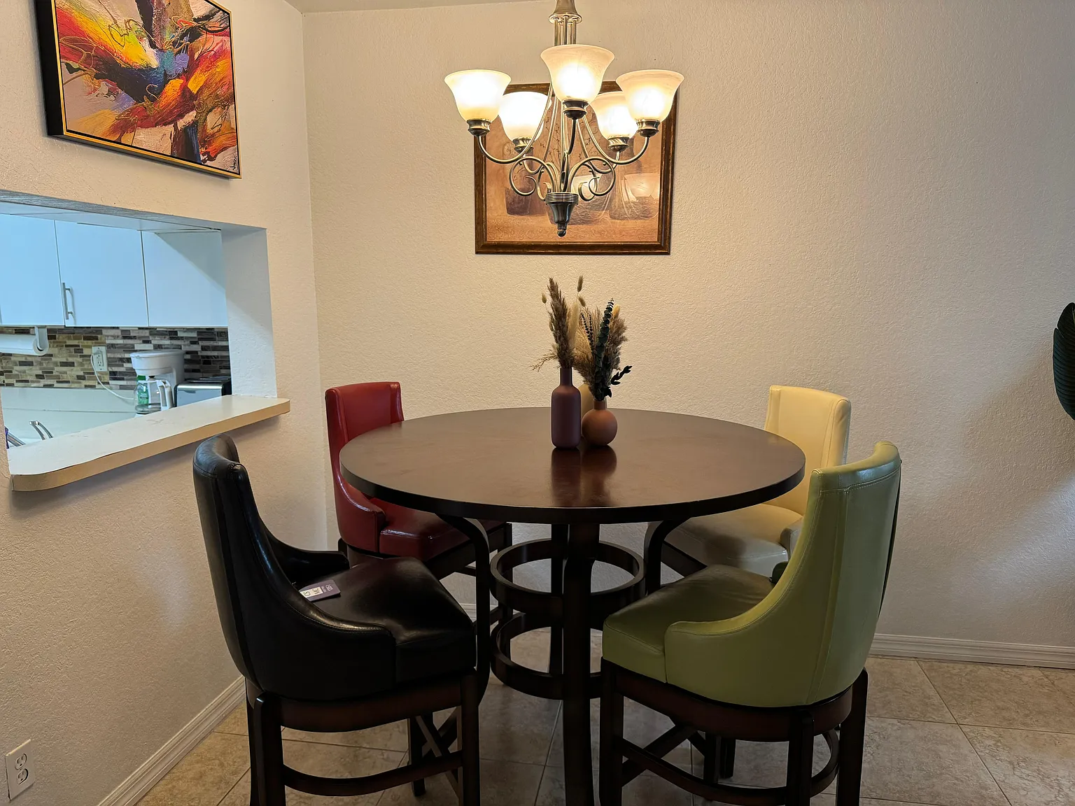 2 bed, 932 sqft, $1,500 — Photo 3