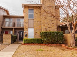 802 Shady Creek Ln, Bedford, TX 76021