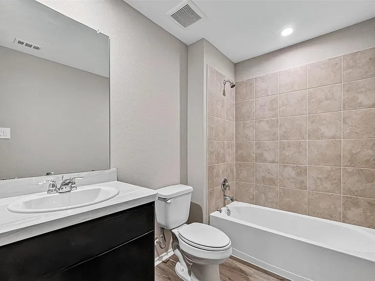 14529 Lily Plains Dr — Photo 25