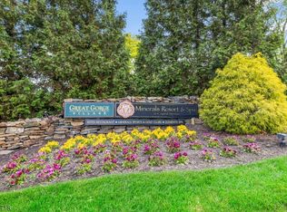 1 Attitash Dr UNIT 8, Vernon, NJ 07462