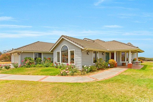 1st image of 37345 Avenida Bravura