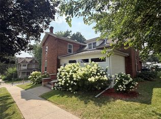 123 2nd Ave SW, Mount Vernon, IA 52314