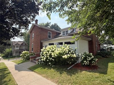 123 2nd Ave SW, Mount Vernon, IA, 52314