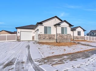 4767 N Cliffrose Dr, Eagle Mountain, UT 84005