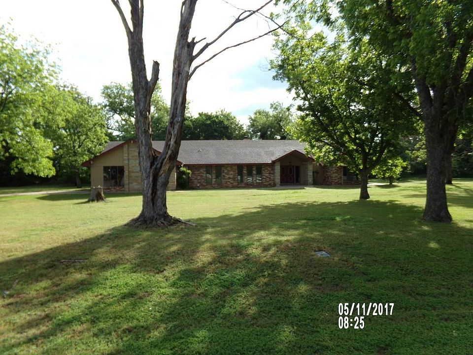 1st image of 204 W Rock Creek Dr
