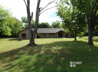 204 W Rock Creek Dr, Cache, OK 73527