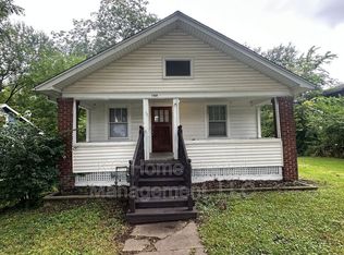 1908 S Overton Ave, Independence, MO 64052