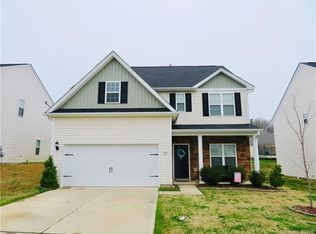 1142 Blue Topaz Dr, Dallas, NC 28034