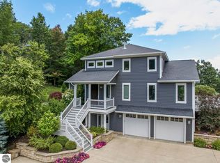 579 Hidden Ridge Dr, Traverse City, MI 49686