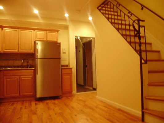 1st image of 2034 2nd Ave #4AB