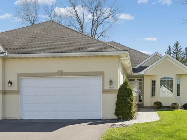 18225 39th Ave N, Plymouth, MN 55446