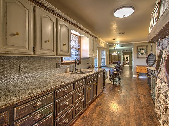 5th image of 26803 E Joy Ave