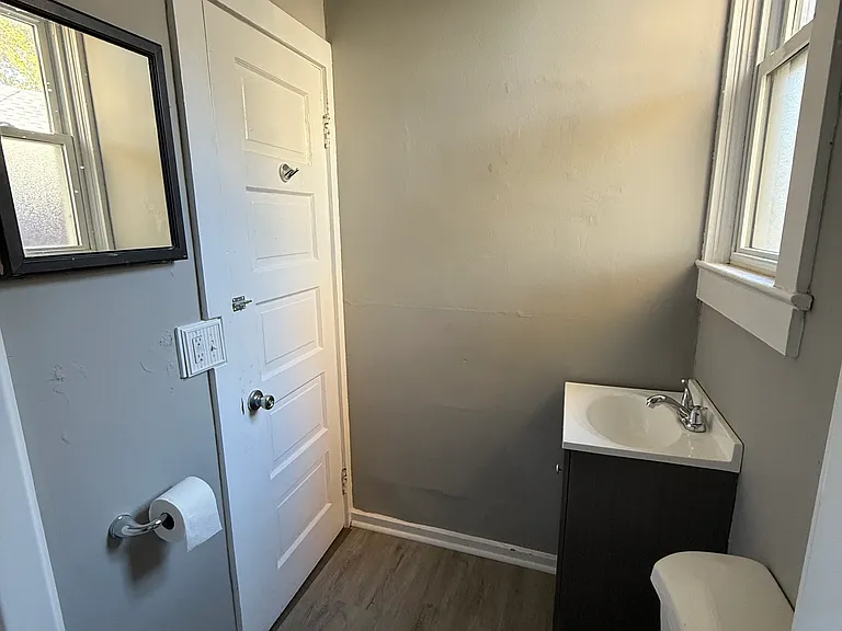 853 Columbia Ave #2 — Photo 11
