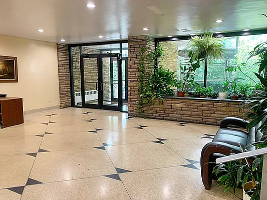 Rented by Rachel Realty | media 10