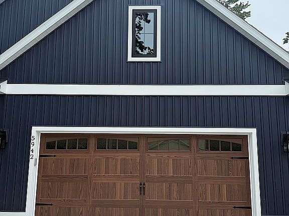 2nd image of 5942 Meade Rd