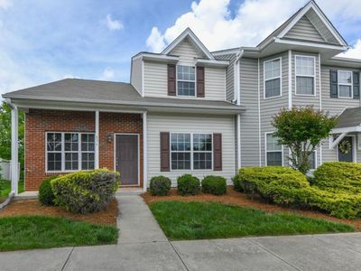 636 Grasswren Way, Greensboro, NC, 27409