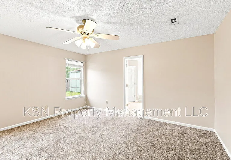 17 Arbor Ridge Way — Photo 12