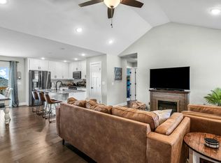 1107 S Swift Ave, Ozark, MO 65721