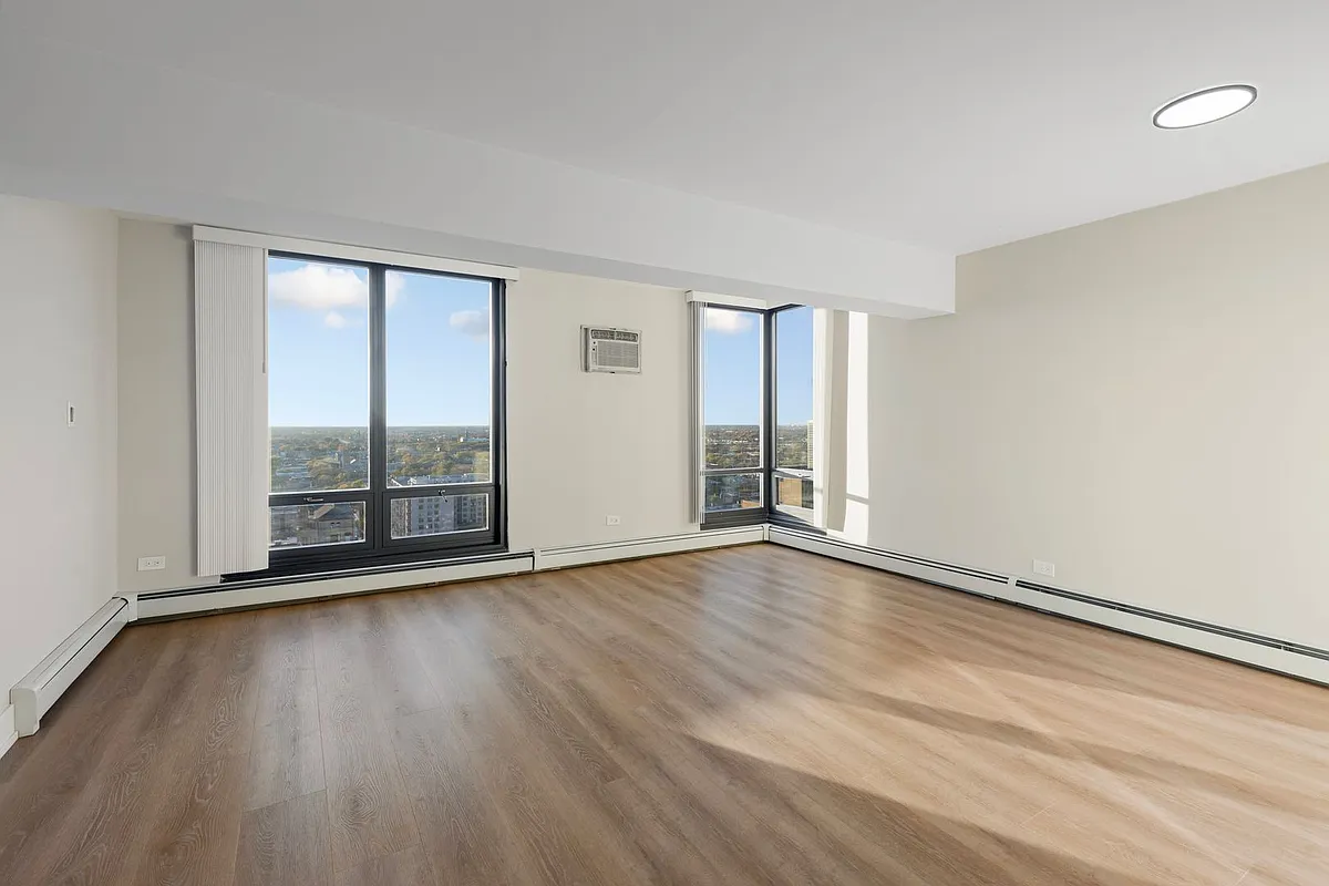 Building Photo - The Duplex Tower