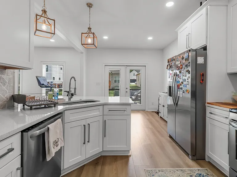 276 Bluebell Dr — Photo 18