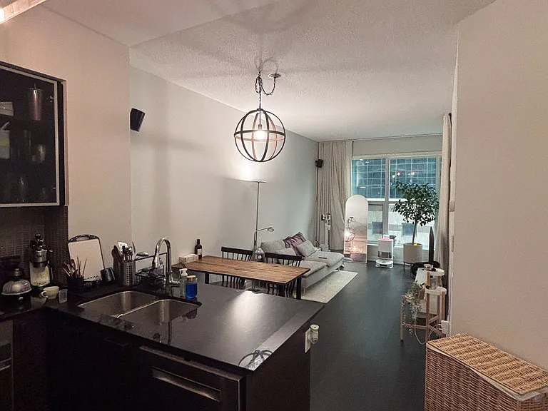 5162 Yonge St #110 — Photo 3