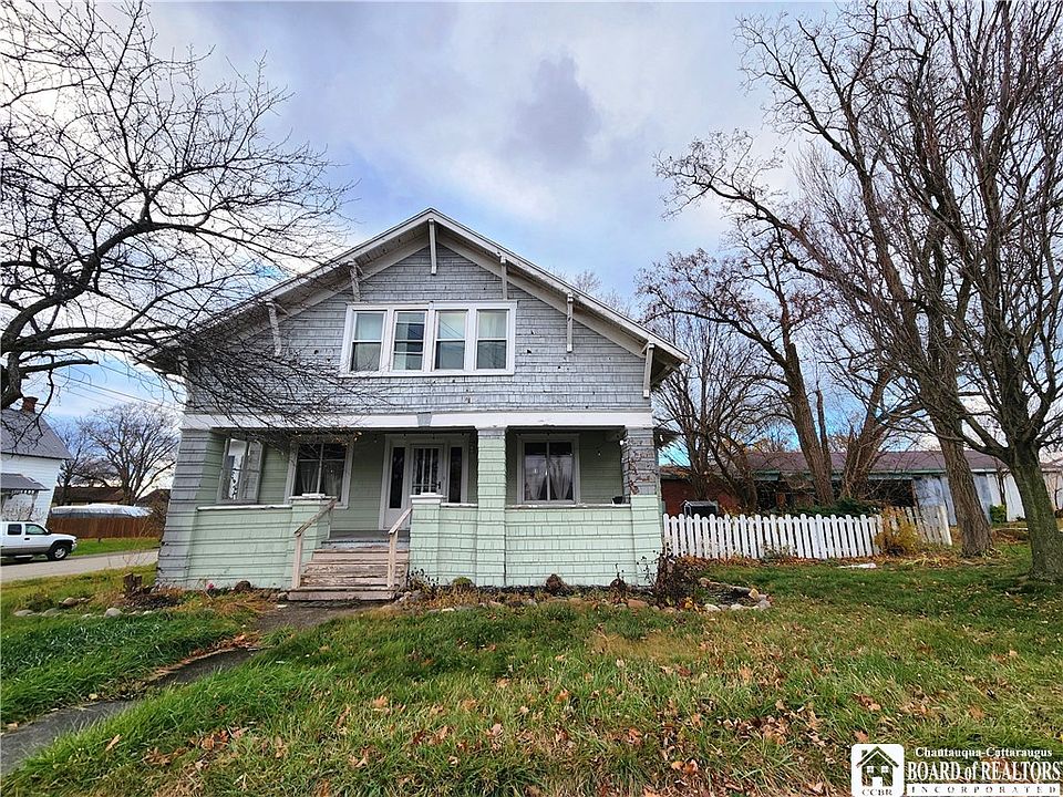 1st image of 338 Central Ave