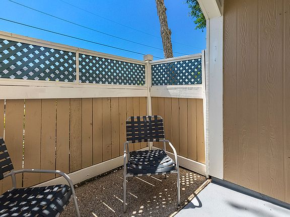 4th image of 1309 Lake Ave Unit 206