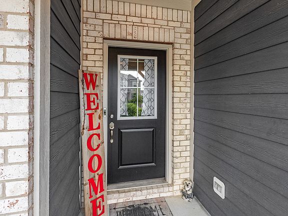 5th image of 2306 S Bingham Pl