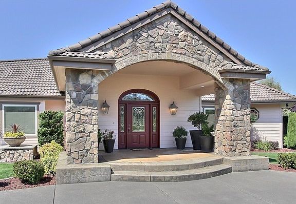 5th image of 2347 Glen Kerry Ct SE