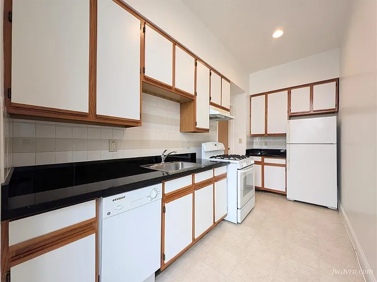 1534 Taylor St #5 — Photo 7