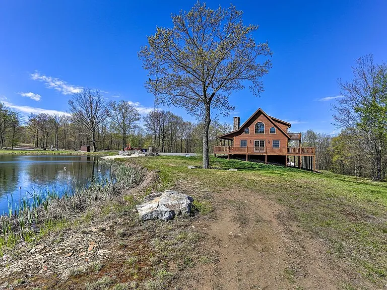 427 Summit Woods Rd — Photo 6
