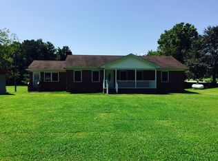 18410 Muddy Cross Dr, Smithfield, VA 23430