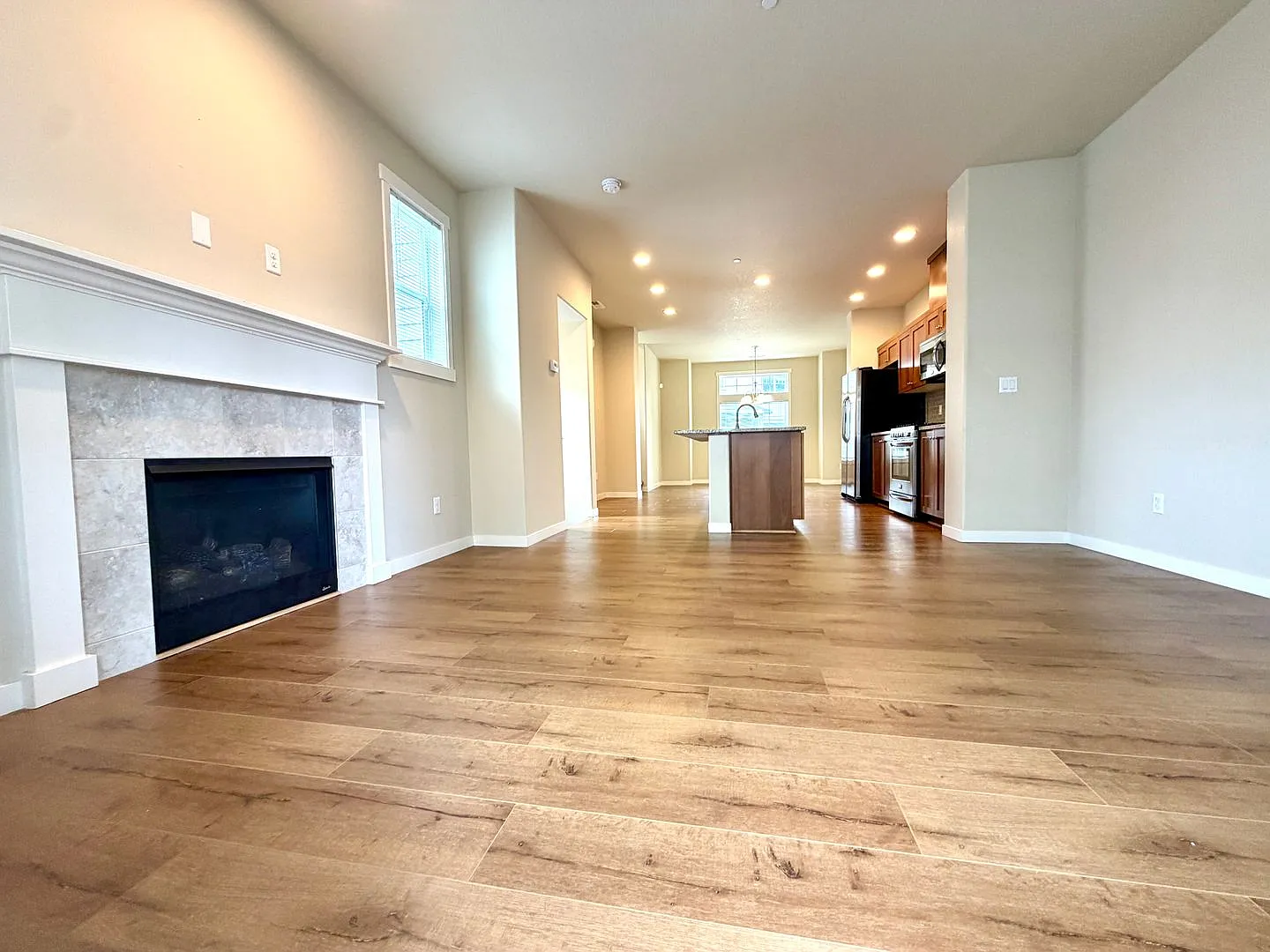 Beautiful Wilsonville Townhouse in Immaculate Tonquin Woods at Villebois Neighborhood! Many Parks... — Photo 4