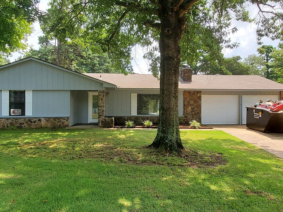 1st image of 909 W Norristown Cir