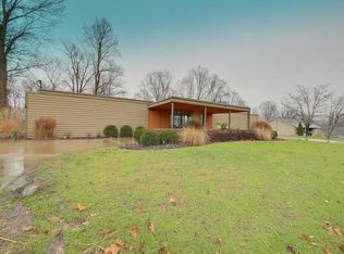 2921 Shadyside Rd, Saint Albans, WV 25177