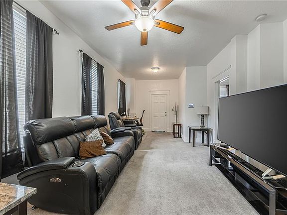 3rd image of 209 N 13th St