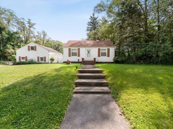 54174 Maple Lane Ave, South Bend, IN 46635