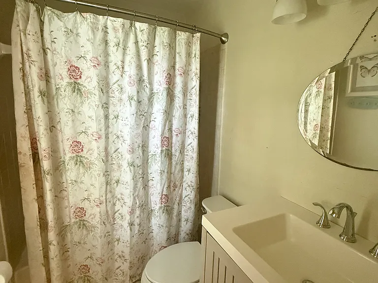 1104 Brookside Cv — Photo 18