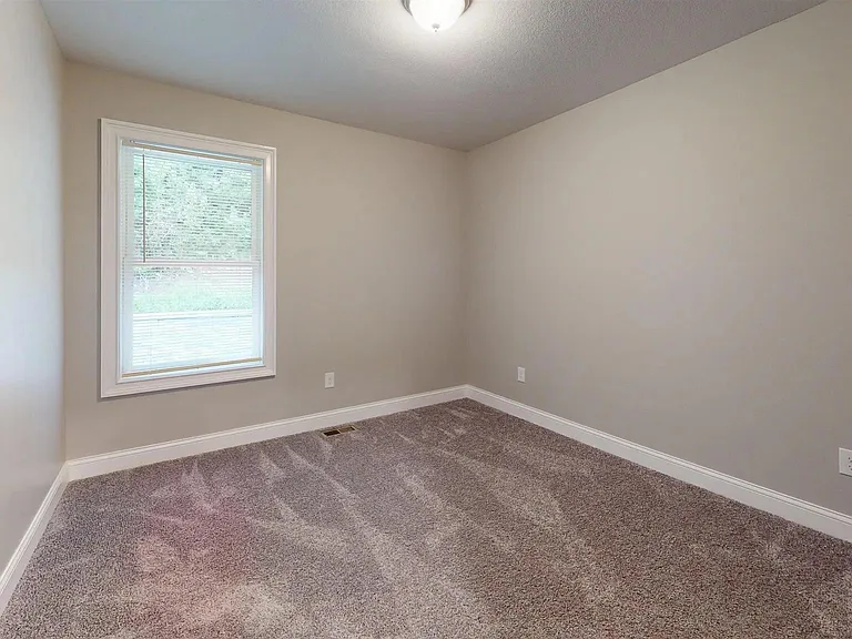 3755 SW Summerfield Dr — Photo 13