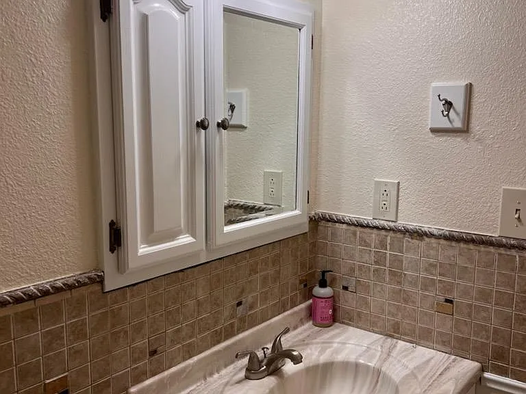 3006 N County Road 3500 — Photo 11