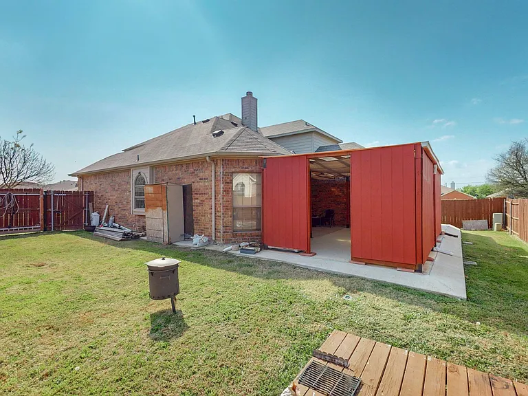 6925 Cattle Dr — Photo 33