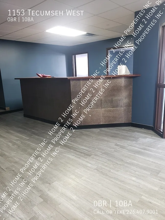 1153 Tecumseh West - Commercial — Photo 2