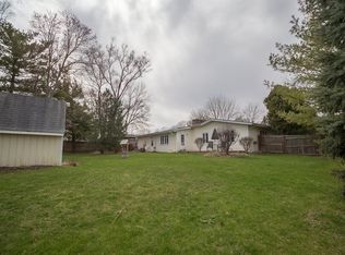 1044 Randall Dr, Rockford, IL 61108