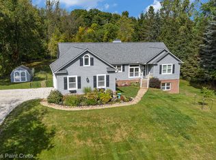 665 Rolling Acres Dr, Ortonville, MI