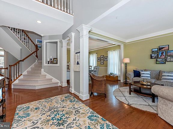 4th image of 710 Glenbrook Dr