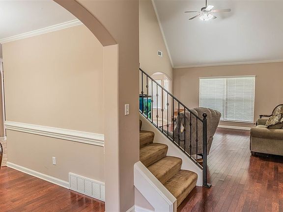 3rd image of 8319 Windersville Dr