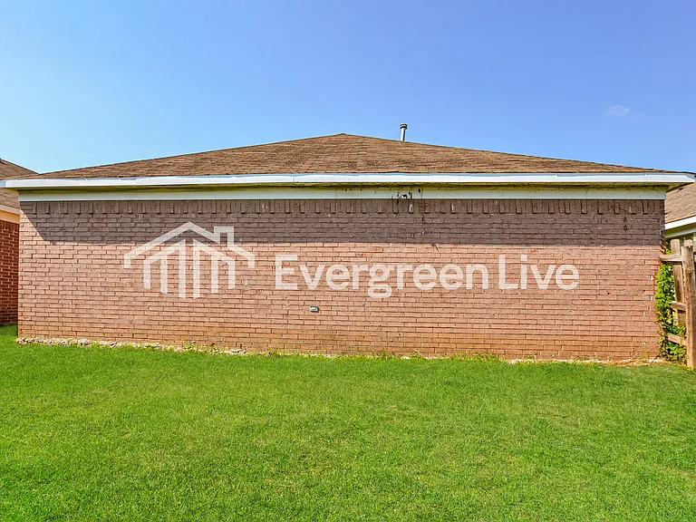 5944 Wagon Hill Rd E — Photo 14