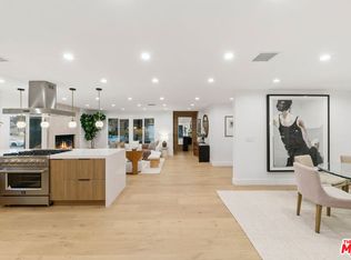 22212 Welby Way, Canoga Park, CA 91303