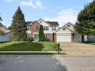 1250 Elisabeth Dr, O'Fallon, IL 62269